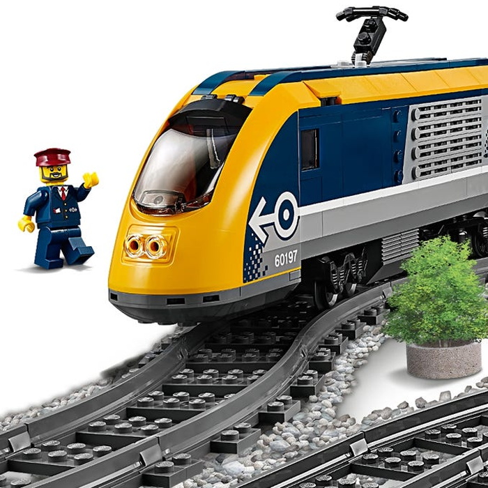 Set LEGO® City – Tren De Călători (60197)-5
