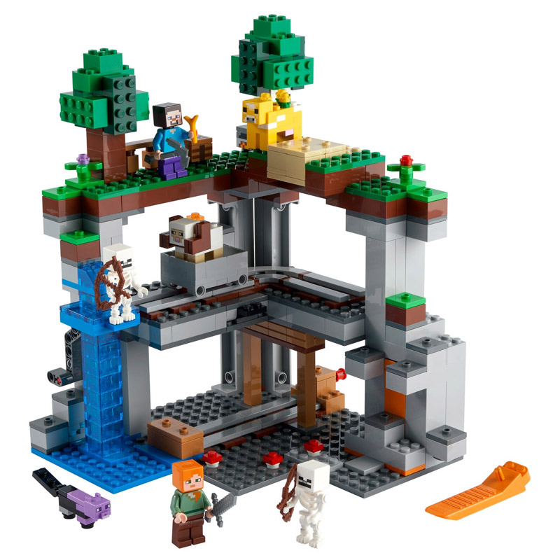 LEGO® Minecraft – Prima Aventura (21169)